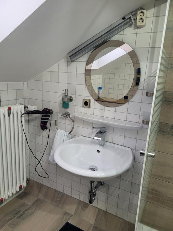 3 Bad in der Pension
